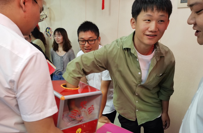 共青團(tuán)南昌市政建設(shè)集團(tuán)有限公司委員會(huì)舉辦了“承傳統(tǒng)文化，享團(tuán)圓美滿”中秋主題活動(dòng)6914.jpg
